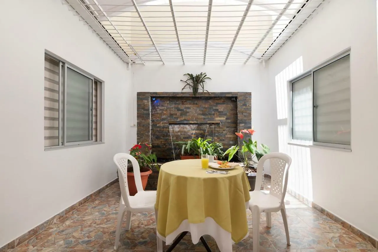 Hotel Ayenda Casa Megua Medellín